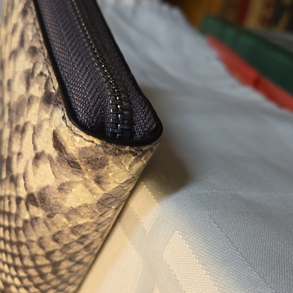 Michael Kors EUC Jet Set wallet with wrist strap, Brown and cream - Picture 5 of 12